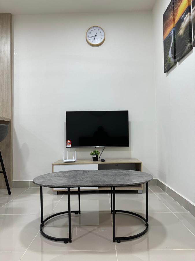Sea View The Shore Luxury Newly Renovated Homestay Kota Kinabalu Buitenkant foto